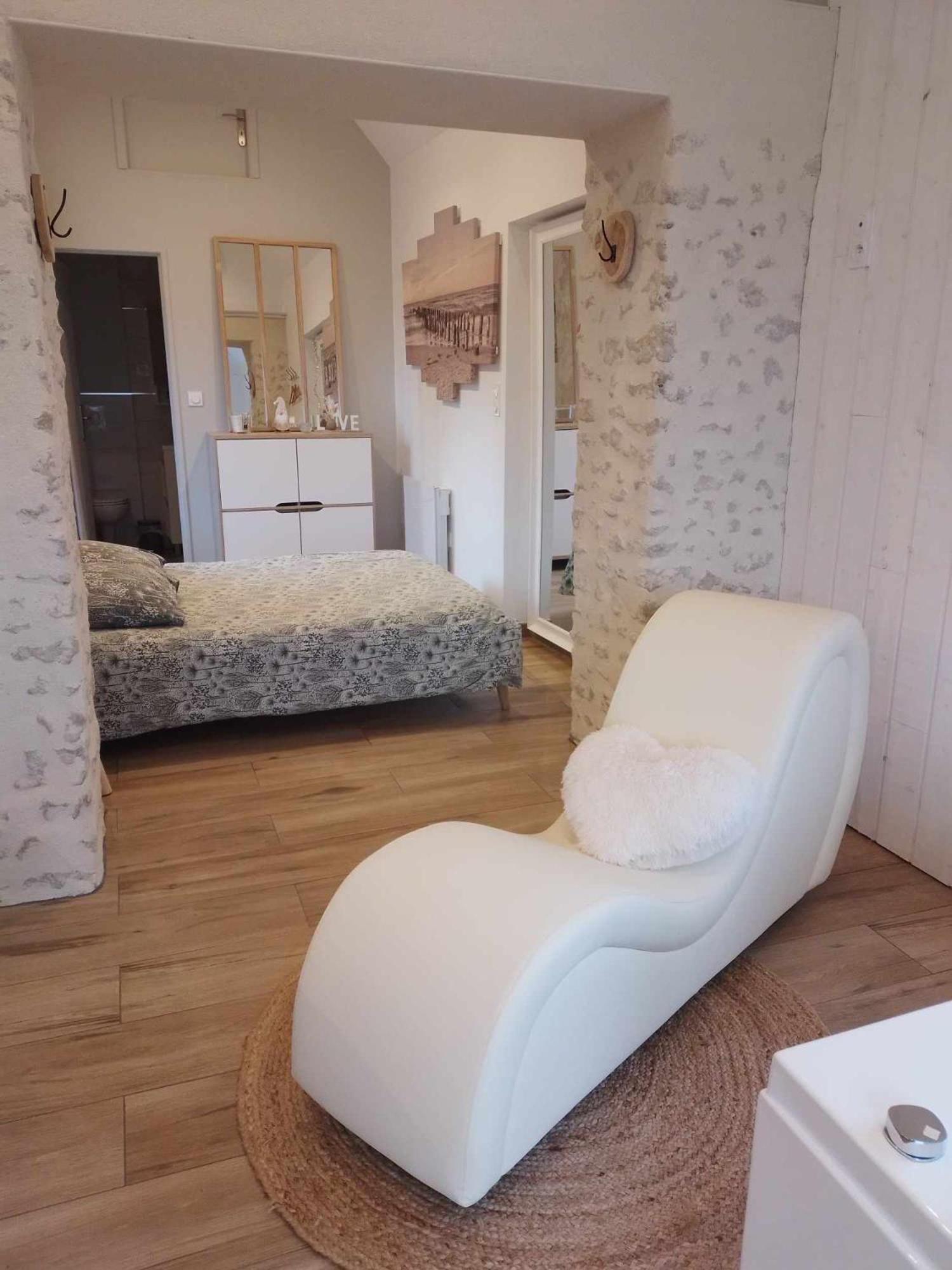 Gites & Spa Du Bien-Etre - Spa Privatif Courgains 外观 照片